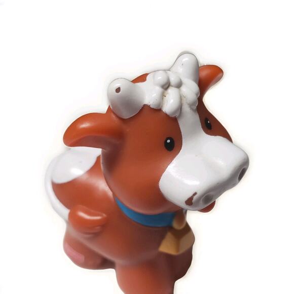 Fisher-Price Little People Brown Cow Figure Blue Collar Yellow Bell Farm Animal - Picture 2 of 4